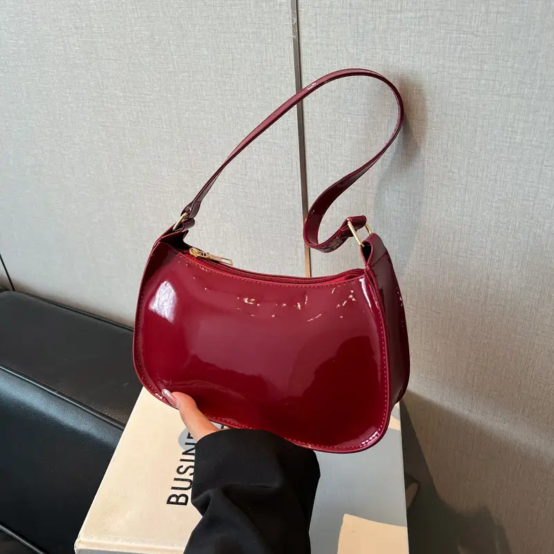 Retro Red Patent Leather Shoulder Bag 2025 - Image 3