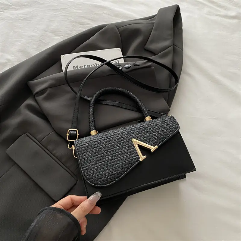 Minimalist Square Shoulder Bag for Women 2025 - Image 4