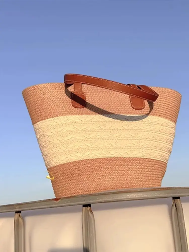 Women's Woven Straw Shoulder Bag Large Capacity - Image 4