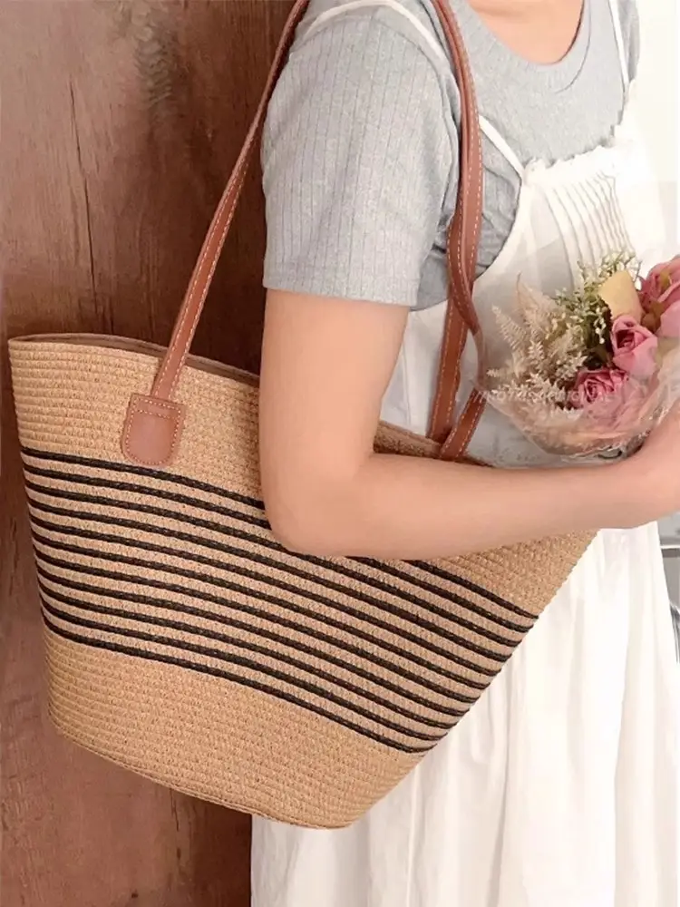 Women's Woven Straw Shoulder Bag Large Capacity - Image 7