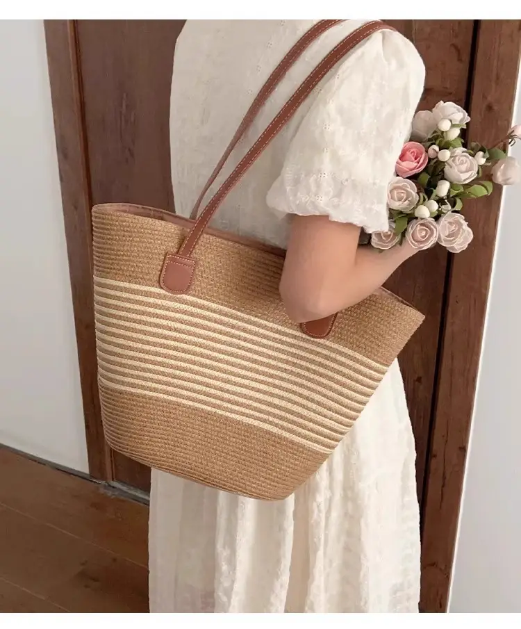 Women's Woven Straw Shoulder Bag Large Capacity — feature 14