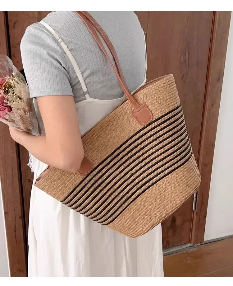 Women's Woven Straw Shoulder Bag Large Capacity — feature 6