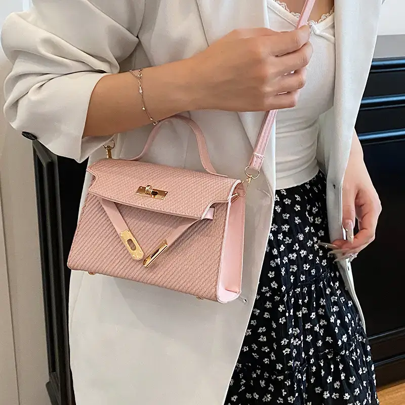 Niche High-End Textured Crossbody Bag White Gold - Image 5