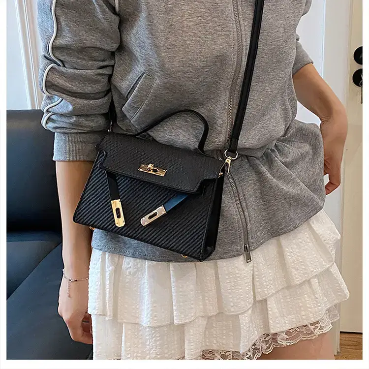 Niche High-End Textured Crossbody Bag White Gold — feature 19