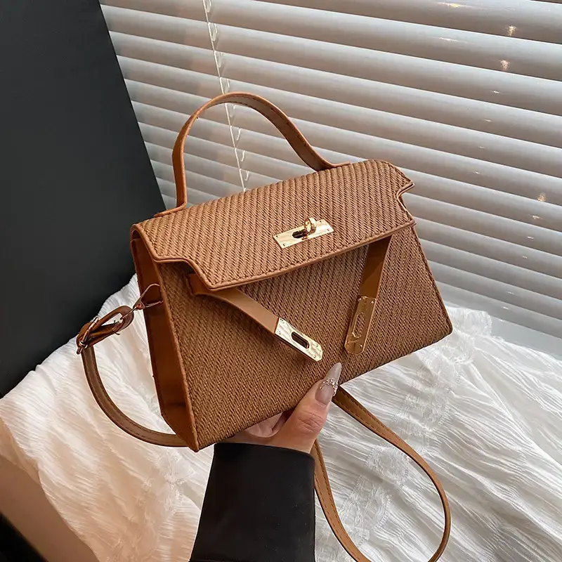 Niche High-End Textured Crossbody Bag White Gold - Image 3