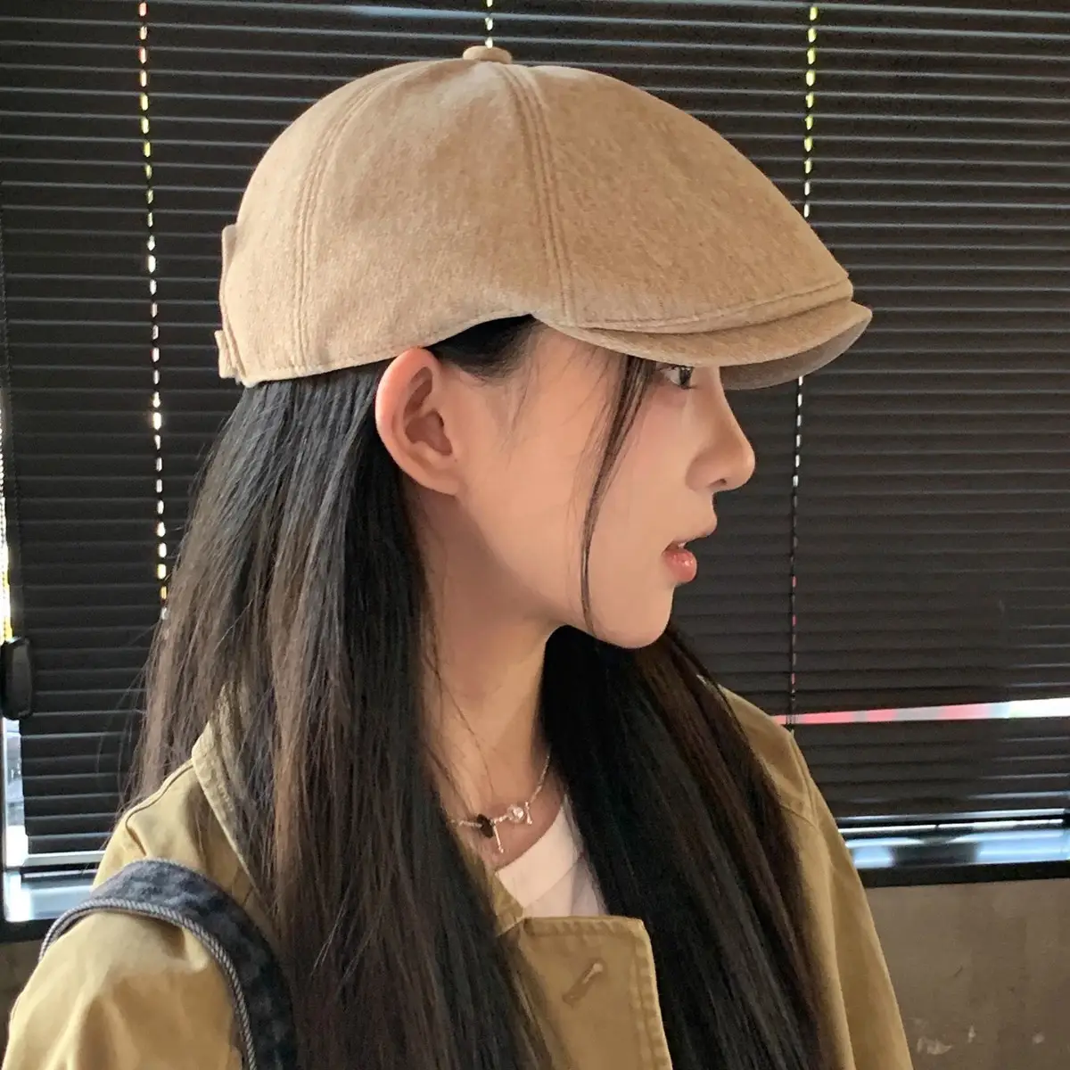Women White Cap Retro Distressed Spring Autumn Beret Small - Image 7