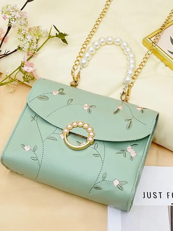 Yellow Pearl Chain Handbag for Women - Image 10