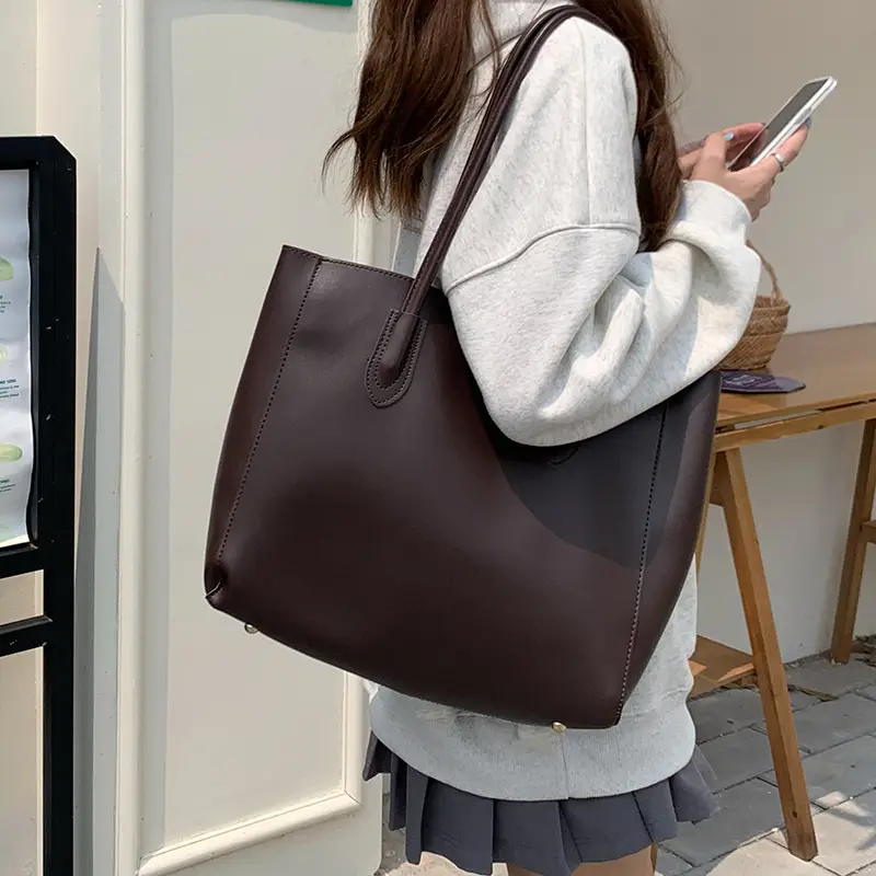 2026 Brown Textured Tote Bag for Women Large Capacity — feature 10