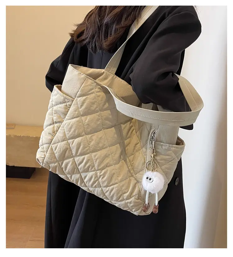 Women Quilted Shoulder Bag Olive Green 2023 New — feature 1