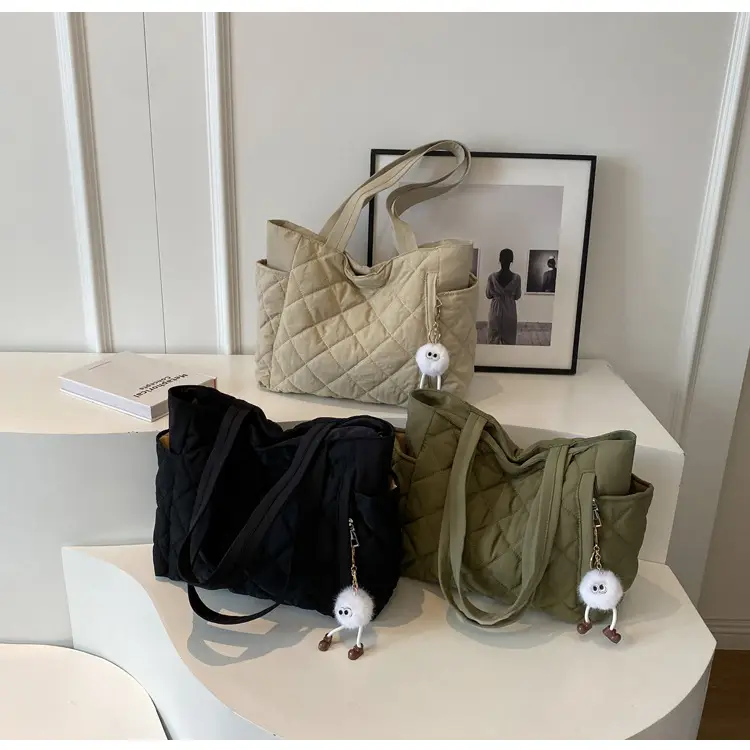 Women Quilted Shoulder Bag Olive Green 2023 New — feature 13