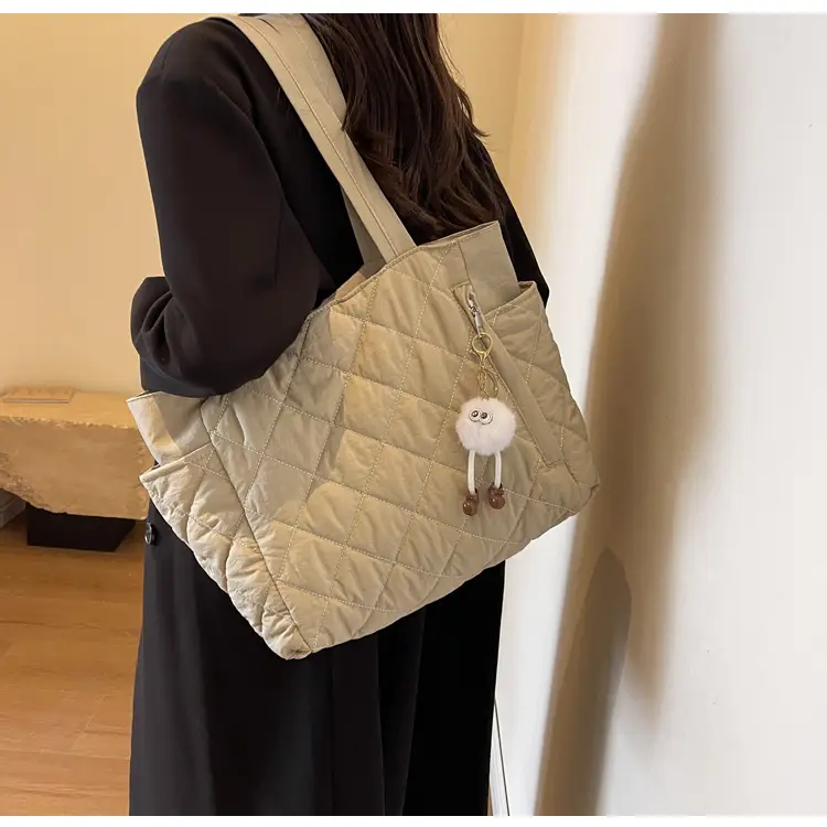 Women Quilted Shoulder Bag Olive Green 2023 New — feature 28