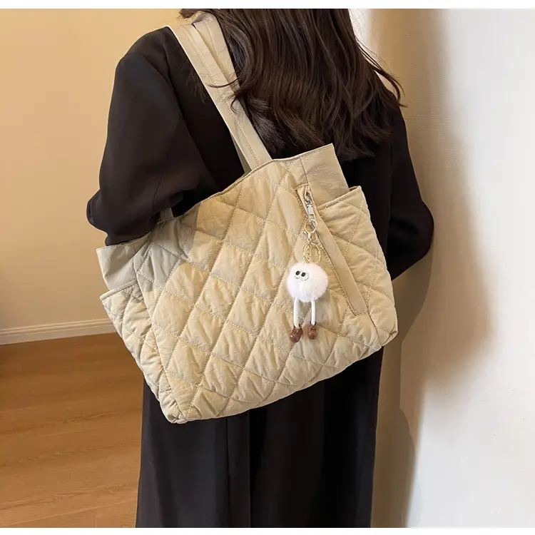 Women Quilted Shoulder Bag Olive Green 2023 New — feature 29