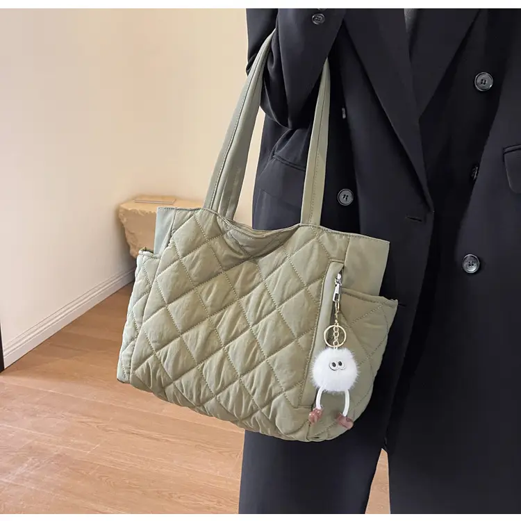 Women Quilted Shoulder Bag Olive Green 2023 New — feature 35