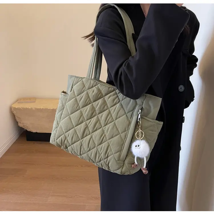Women Quilted Shoulder Bag Olive Green 2023 New — feature 37