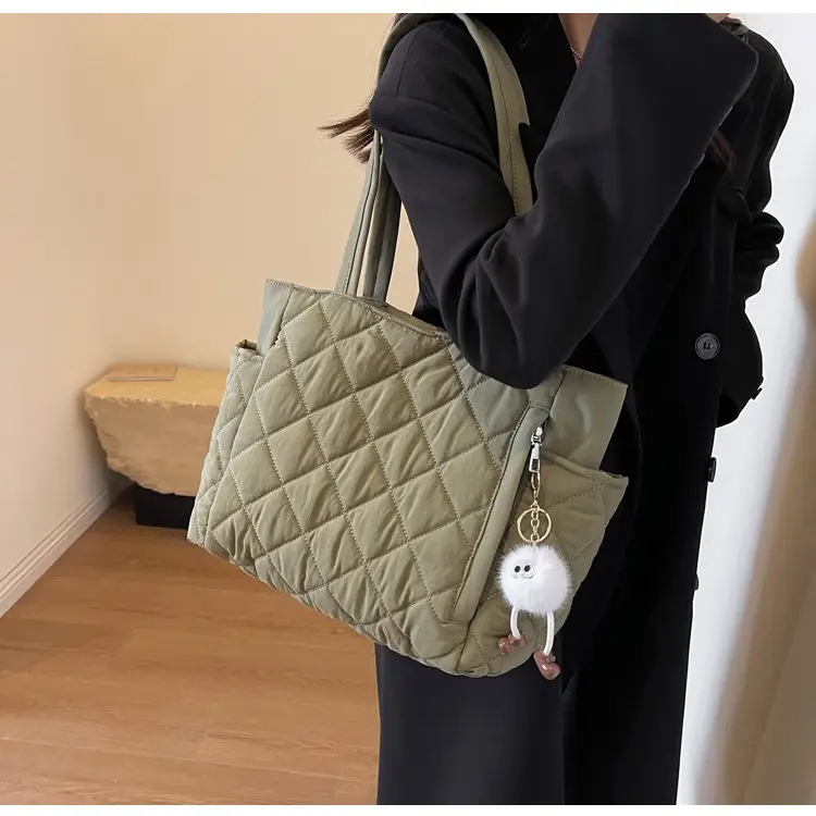 Women Quilted Shoulder Bag Olive Green 2023 New — feature 38