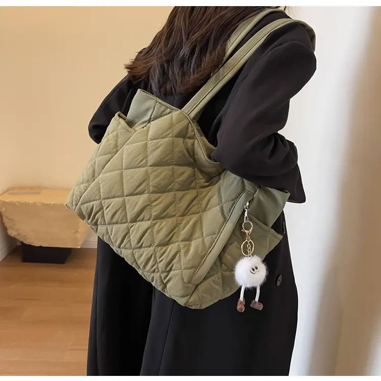 Women Quilted Shoulder Bag Olive Green 2023 New — feature 42