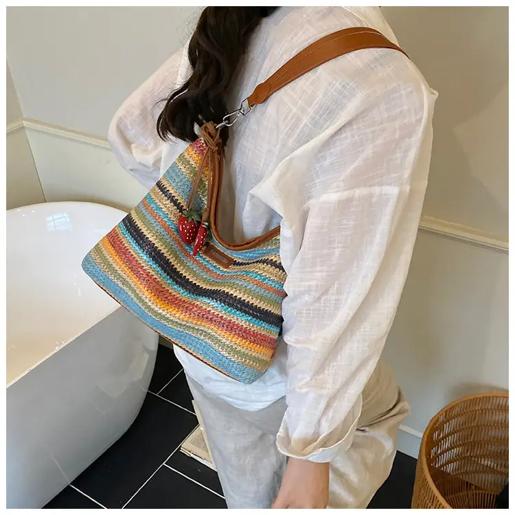 Color-Blocking Woven Shoulder Bag for Women 2025 — feature 13