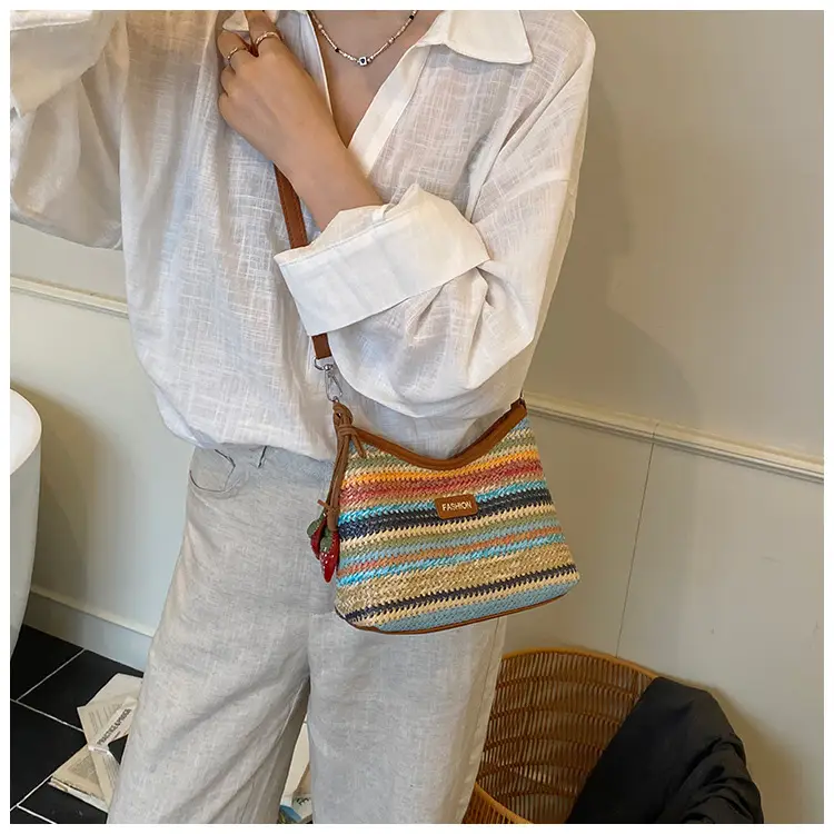 Color-Blocking Woven Shoulder Bag for Women 2025 — feature 16