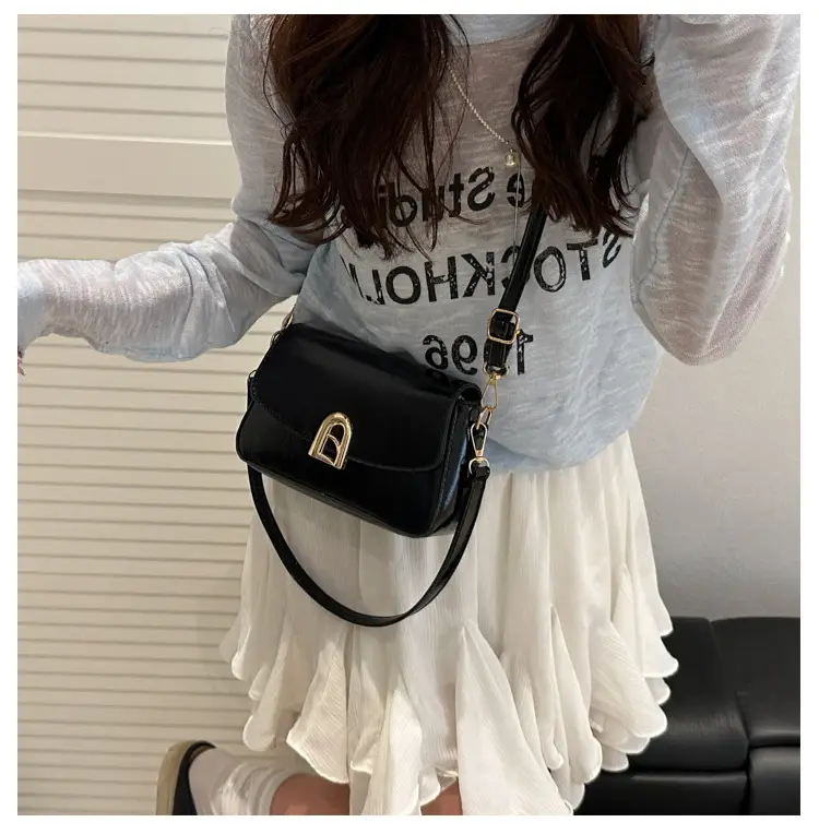 White Crossbody Bag with Gold Plated Clasp — feature 27