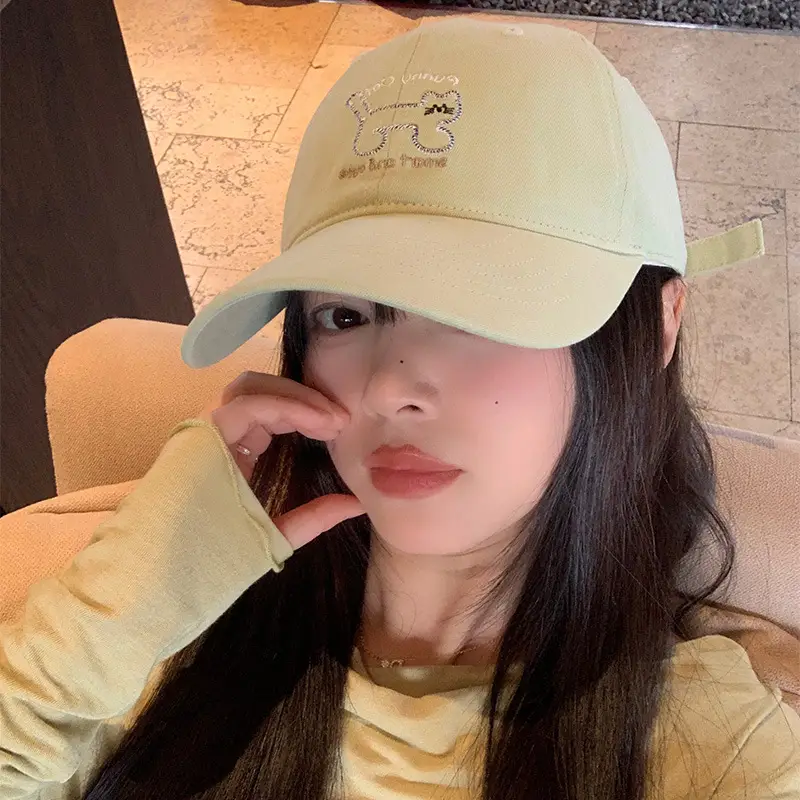Women Red Cat Cap Wide Brim 2025 Spring - Image 4