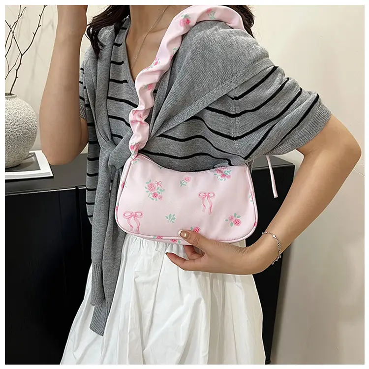 Black Floral Shoulder Bag for Women High-Looking Design — feature 16