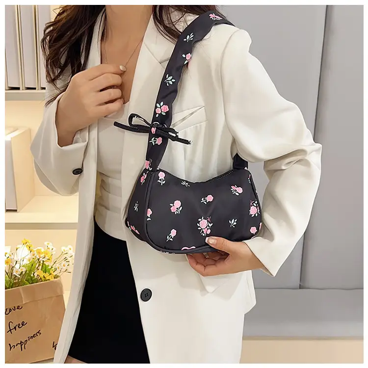 Black Floral Shoulder Bag for Women High-Looking Design — feature 22