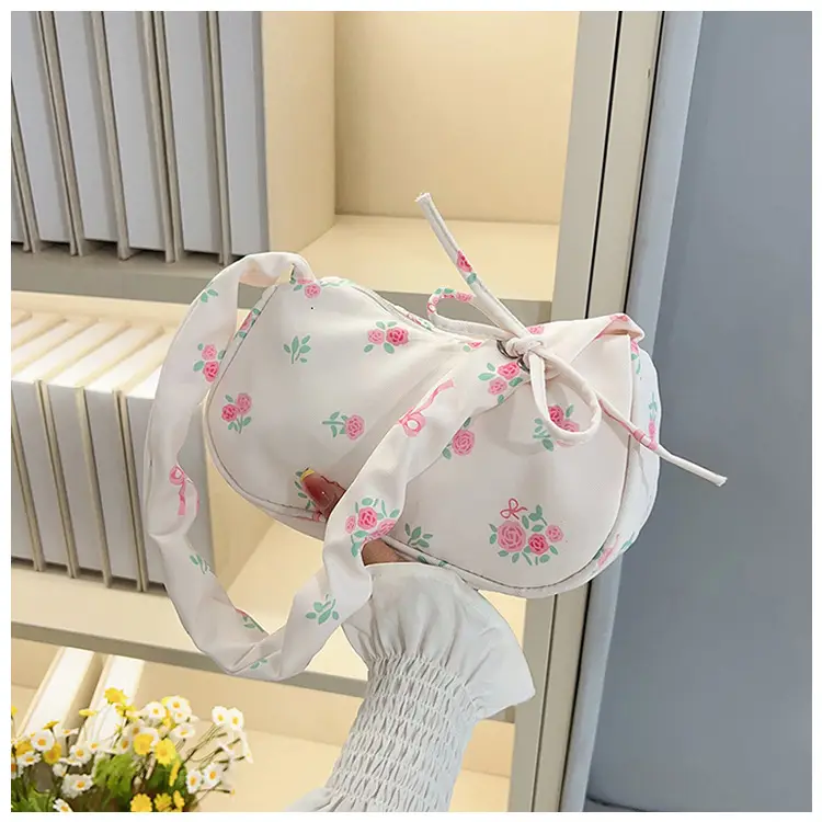 Black Floral Shoulder Bag for Women High-Looking Design — feature 23