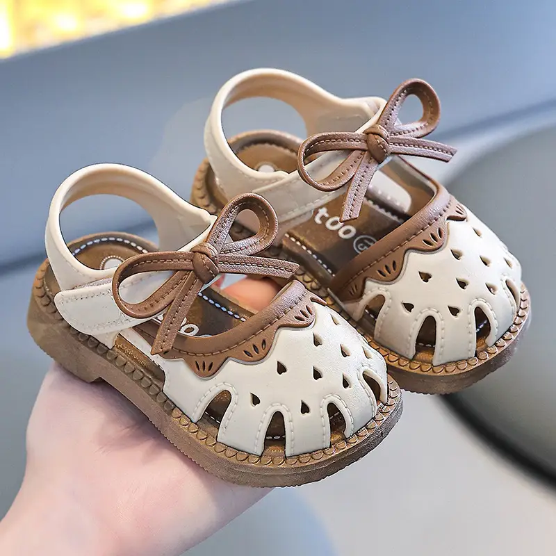 Baby Sandals Girls Princess Step Shoes Non-Slip Soft Sole Learning Summer New Baby Shoes Baotou Children