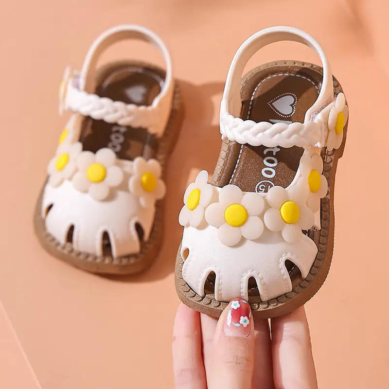 Baby Sandals Girls Princess Step Shoes Non-Slip Soft Sole Learning Summer New Baby Shoes Baotou Children - Image 3