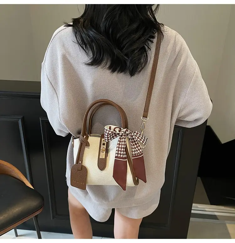 Women Cross-Border Handbag White Beige Houndstooth Tassel — feature 19