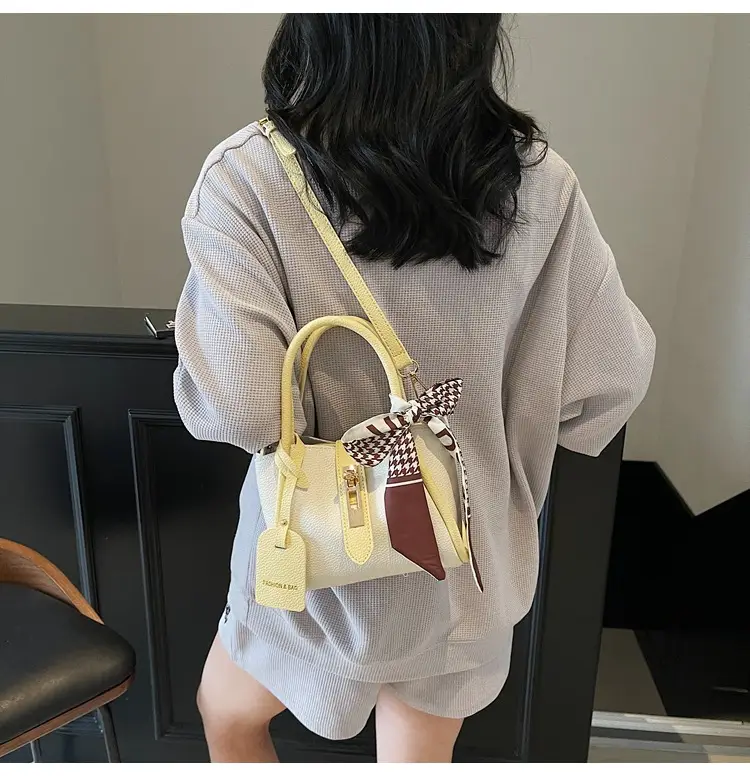 Women Cross-Border Handbag White Beige Houndstooth Tassel — feature 22
