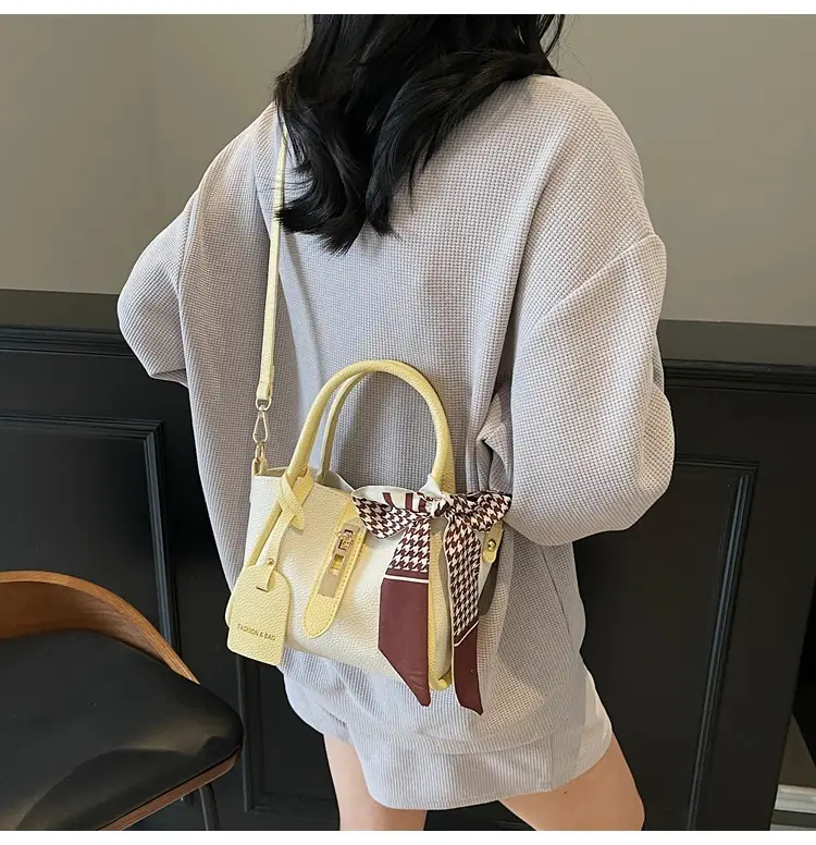Women Cross-Border Handbag White Beige Houndstooth Tassel — feature 24