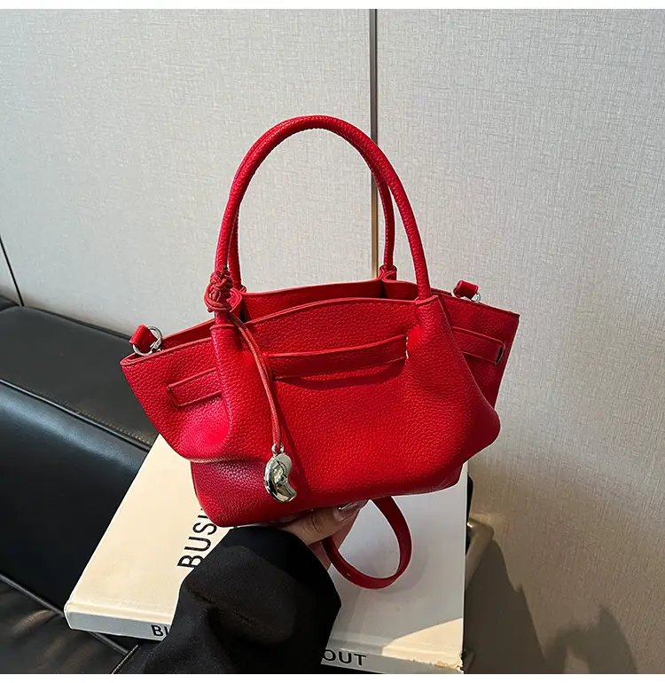 Red Crossbody Bag for Women 2025 Summer Large Capacity — feature 11