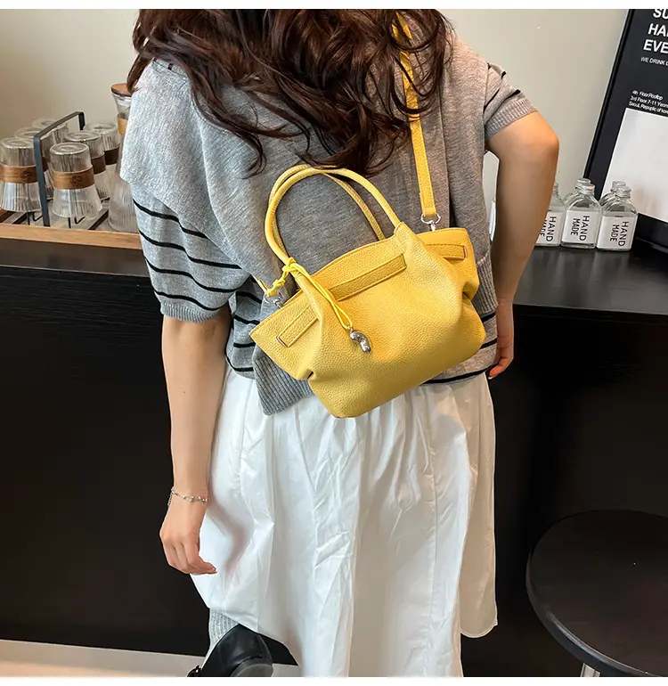 Red Crossbody Bag for Women 2025 Summer Large Capacity — feature 16