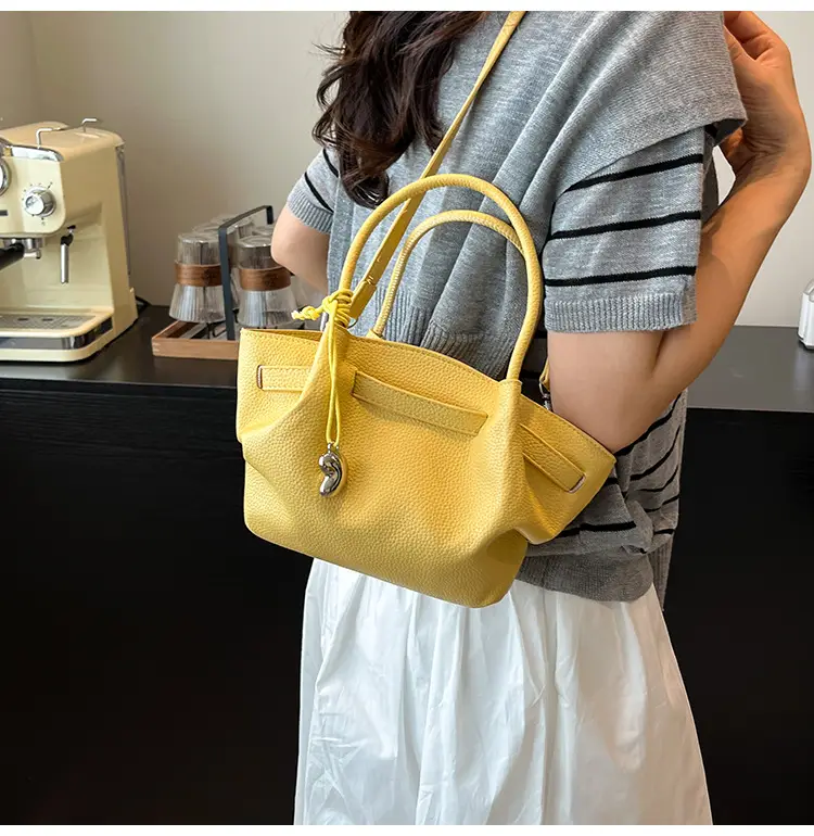 Red Crossbody Bag for Women 2025 Summer Large Capacity — feature 17