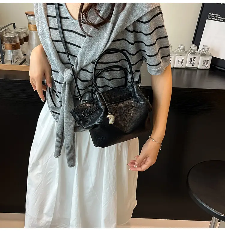 Red Crossbody Bag for Women 2025 Summer Large Capacity — feature 18