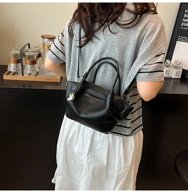 Red Crossbody Bag for Women 2025 Summer Large Capacity — feature 20