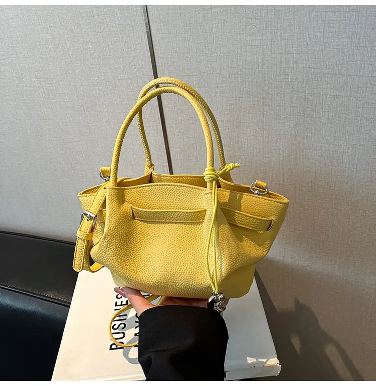 Red Crossbody Bag for Women 2025 Summer Large Capacity — feature 8