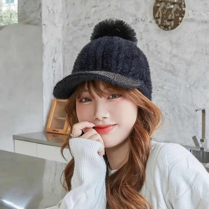 Korean Style Women's New Fur Ball Knitted Baseball Cap - Image 2