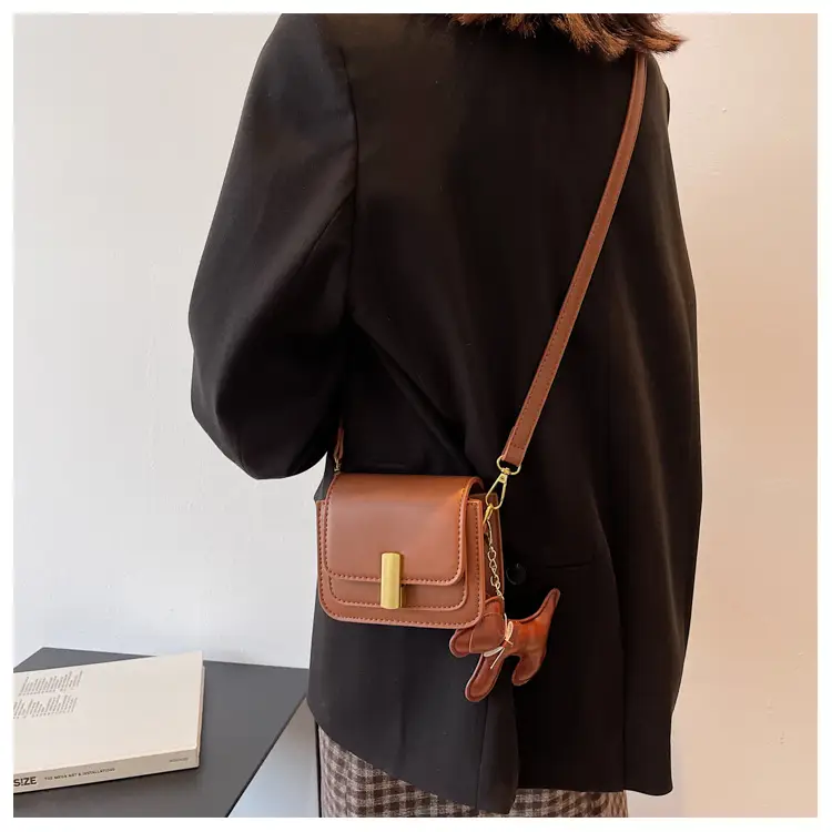 Women's Crossbody Bag 2025 Black Leather Square Design — feature 21