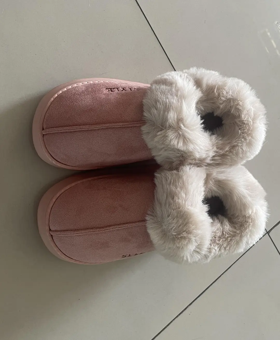 New All-Inclusive Heel Cotton Shoes for Women in Winter Indoor Home Use Thick-Soled Non-Slip Warm Cotton Slippers for Men in Winter — feature 5