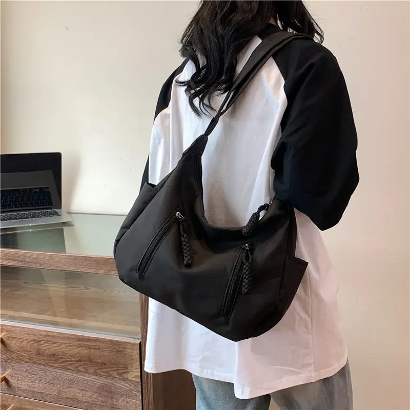 Black Large Capacity Crossbody Bag for Women - Image 5