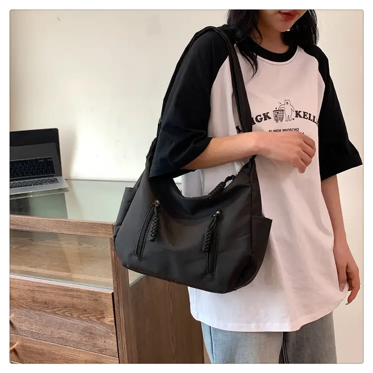 Black Large Capacity Crossbody Bag for Women — feature 17