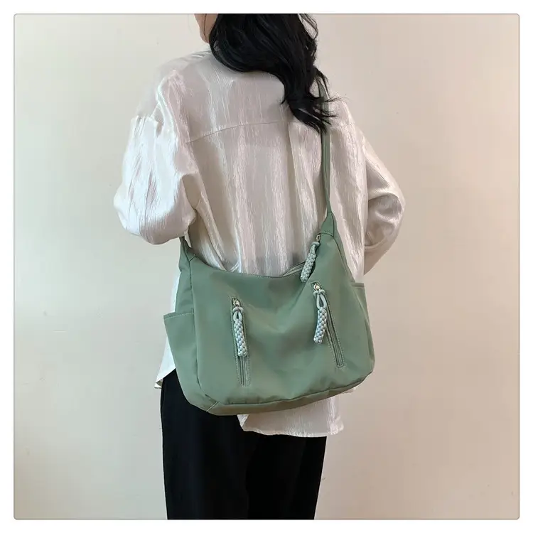 Black Large Capacity Crossbody Bag for Women — feature 22
