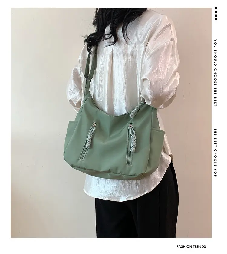 Black Large Capacity Crossbody Bag for Women — feature 3