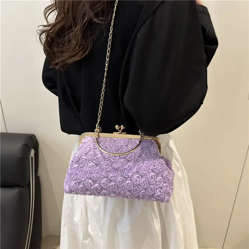 White Textured Clip Chain Crossbody Bag for Women - Image 6