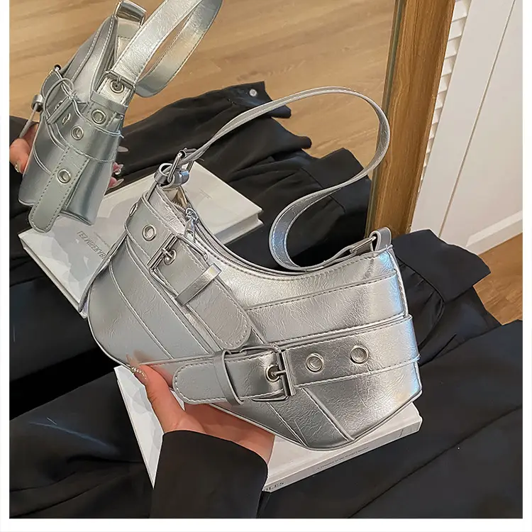 White Leather Shoulder Bag for Women Travel High-End Luxury — feature 13