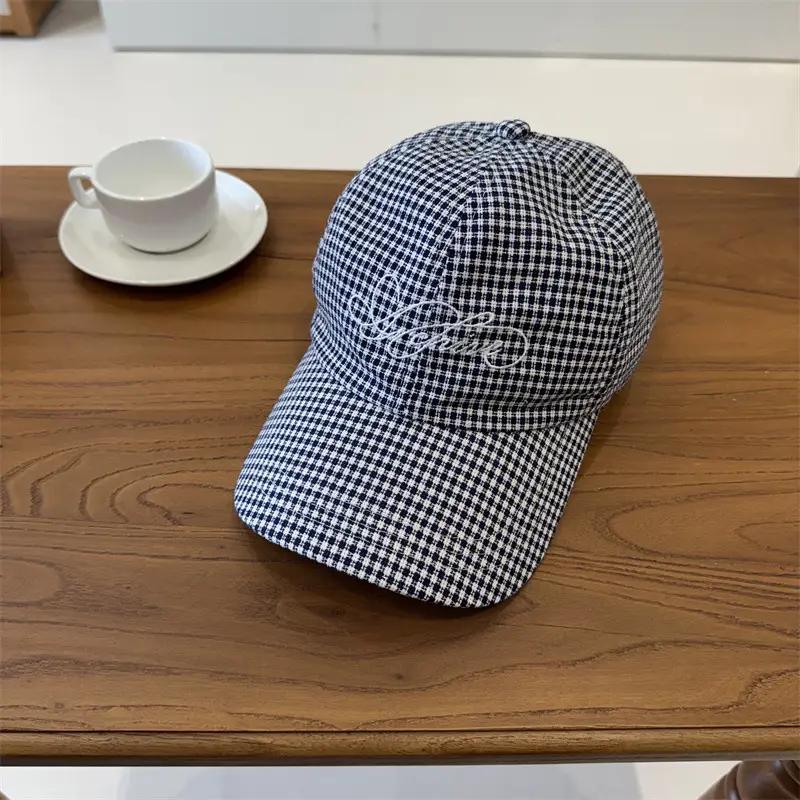 Korean Style Red Checkered Baseball Cap for Men Women