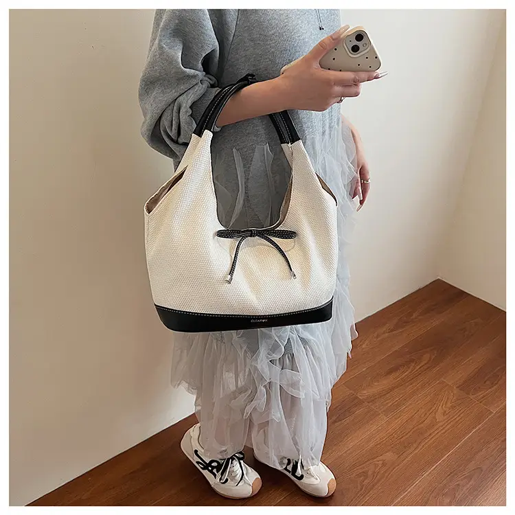 Women's Korean Style Large Tote Bag with Bow Stitching — feature 20