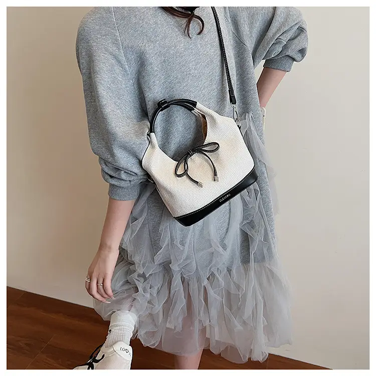 Women's Korean Style Large Tote Bag with Bow Stitching — feature 30